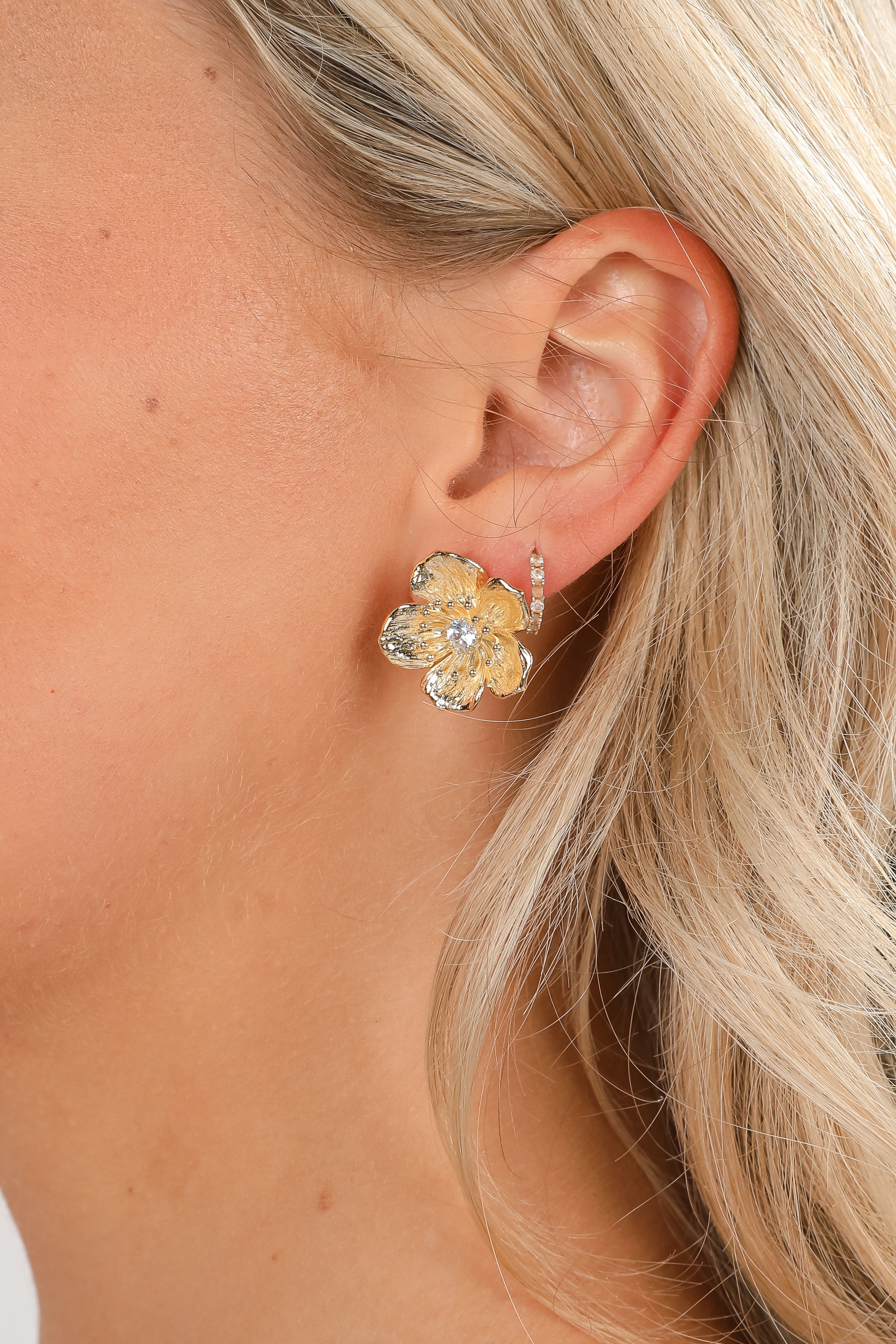 Penelope Gold Flower Stud Earrings